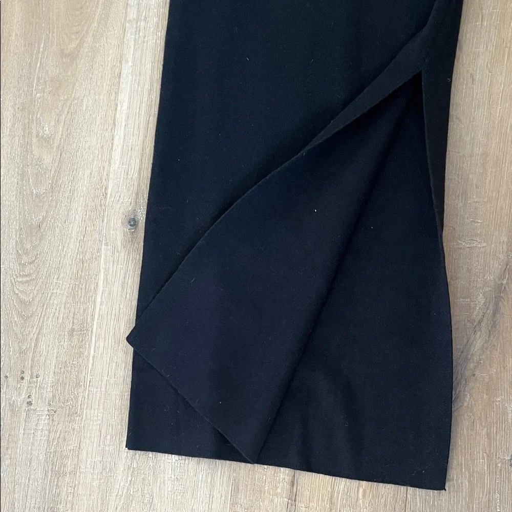 Chic Black Midi Dress with White Trim - Picture 2 of 5